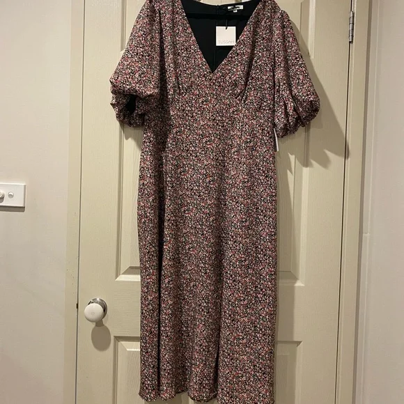 Tussah! Verona Midi Dress! Size 18! New with tags. - Picture 4 of 9